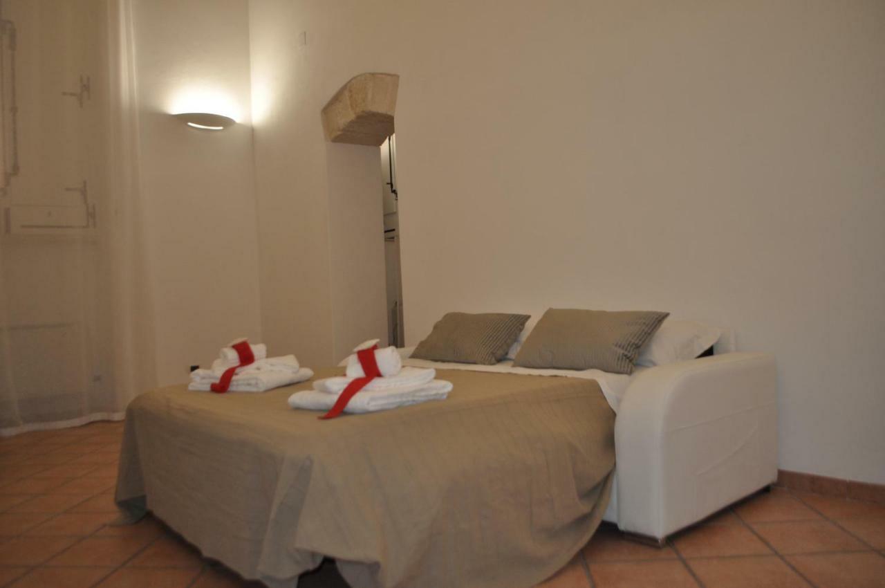 Suite Al Ponte Таранто Екстериор снимка