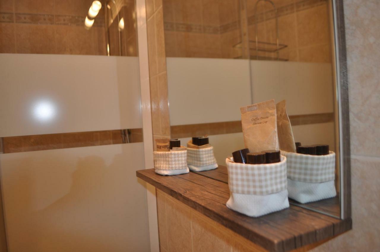 Suite Al Ponte Таранто Екстериор снимка