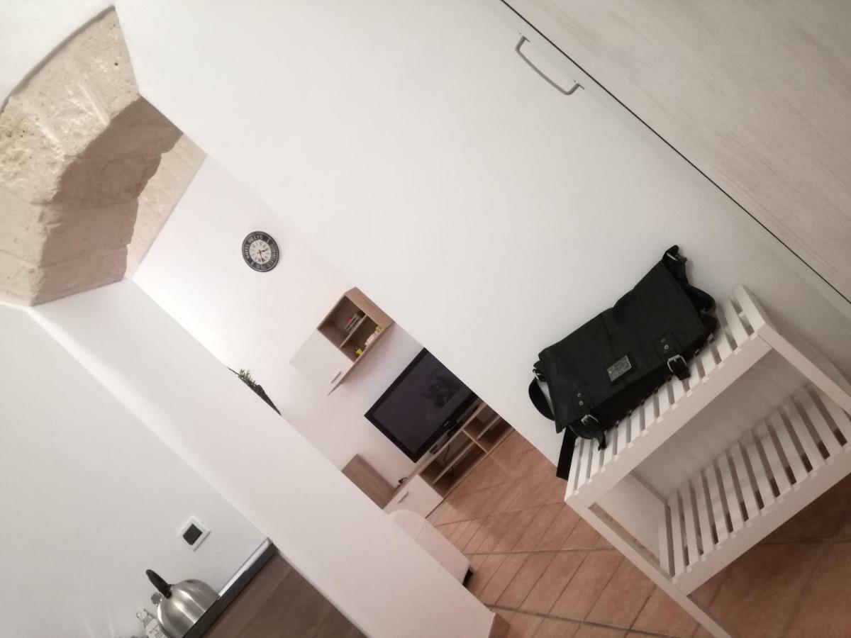Suite Al Ponte Таранто Екстериор снимка